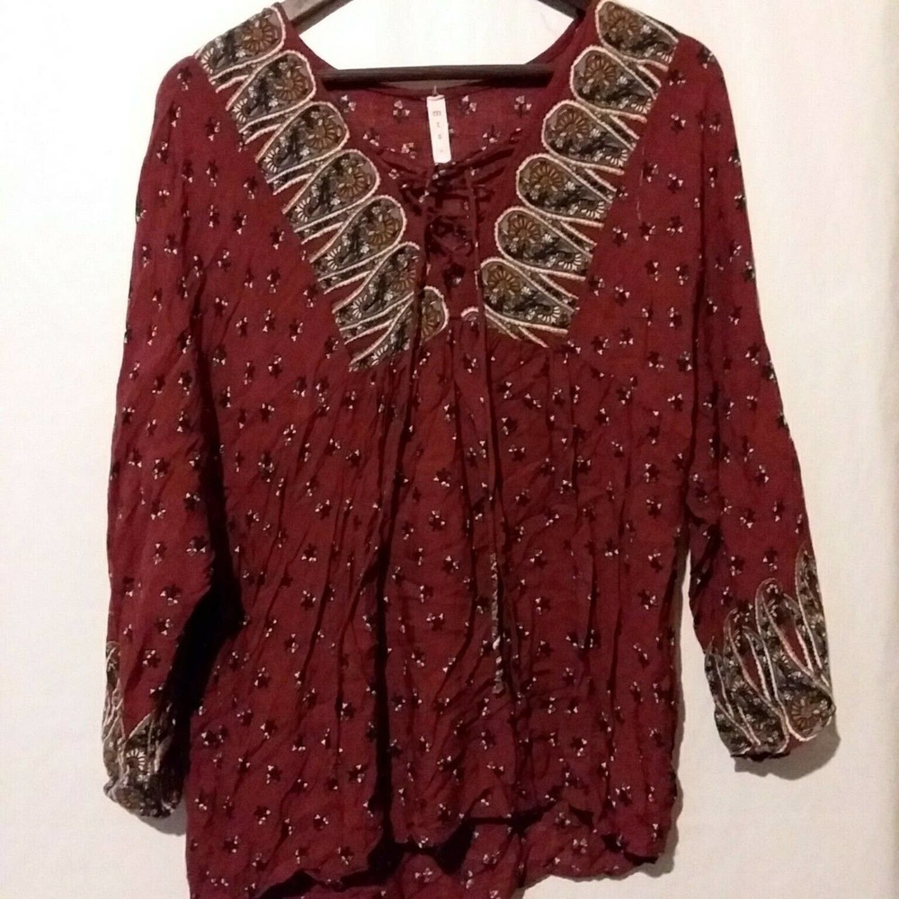 MTS Boutique Blouse Medium, Red & blue Floral Top